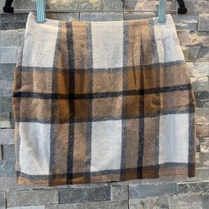 SHEIN Women's Plaid Mini Skirt in Brown and Black, Size Small